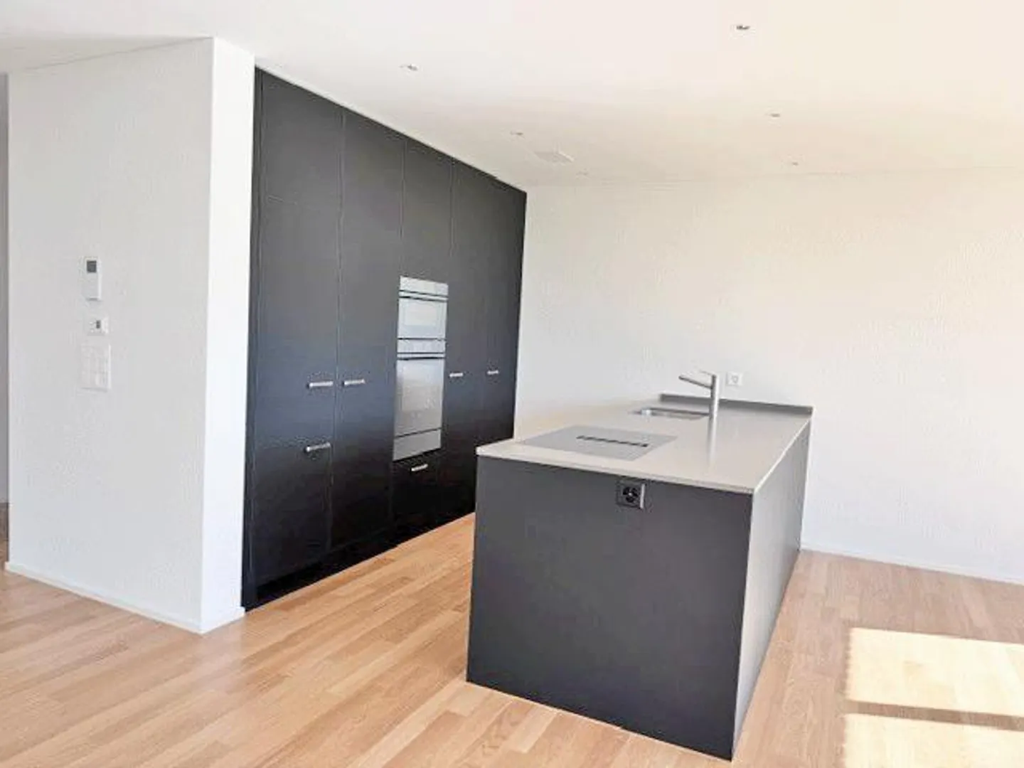 Living with a magnificent view ... new - modern - spacious - Photo 3 of 14