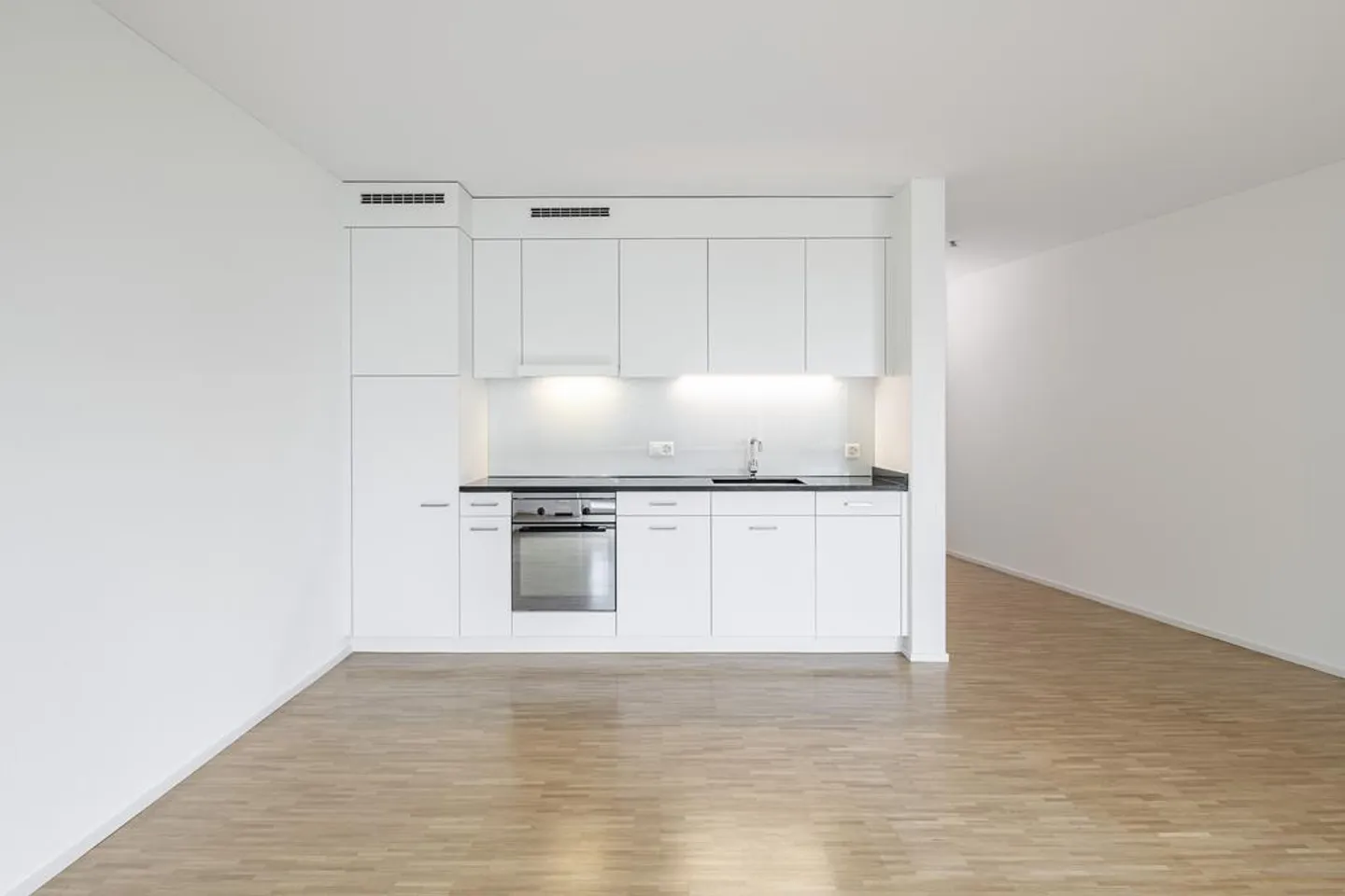 Modernes Wohnen im Zentrum von Glattbrugg - Foto 2 von 6