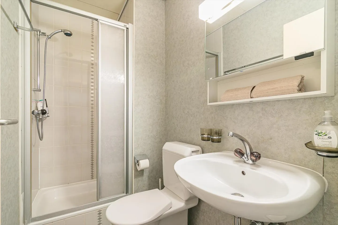 Studio moderne meublé près de la gare de Lausanne – Rue du Simplon 10! - Photo 9 sur 10