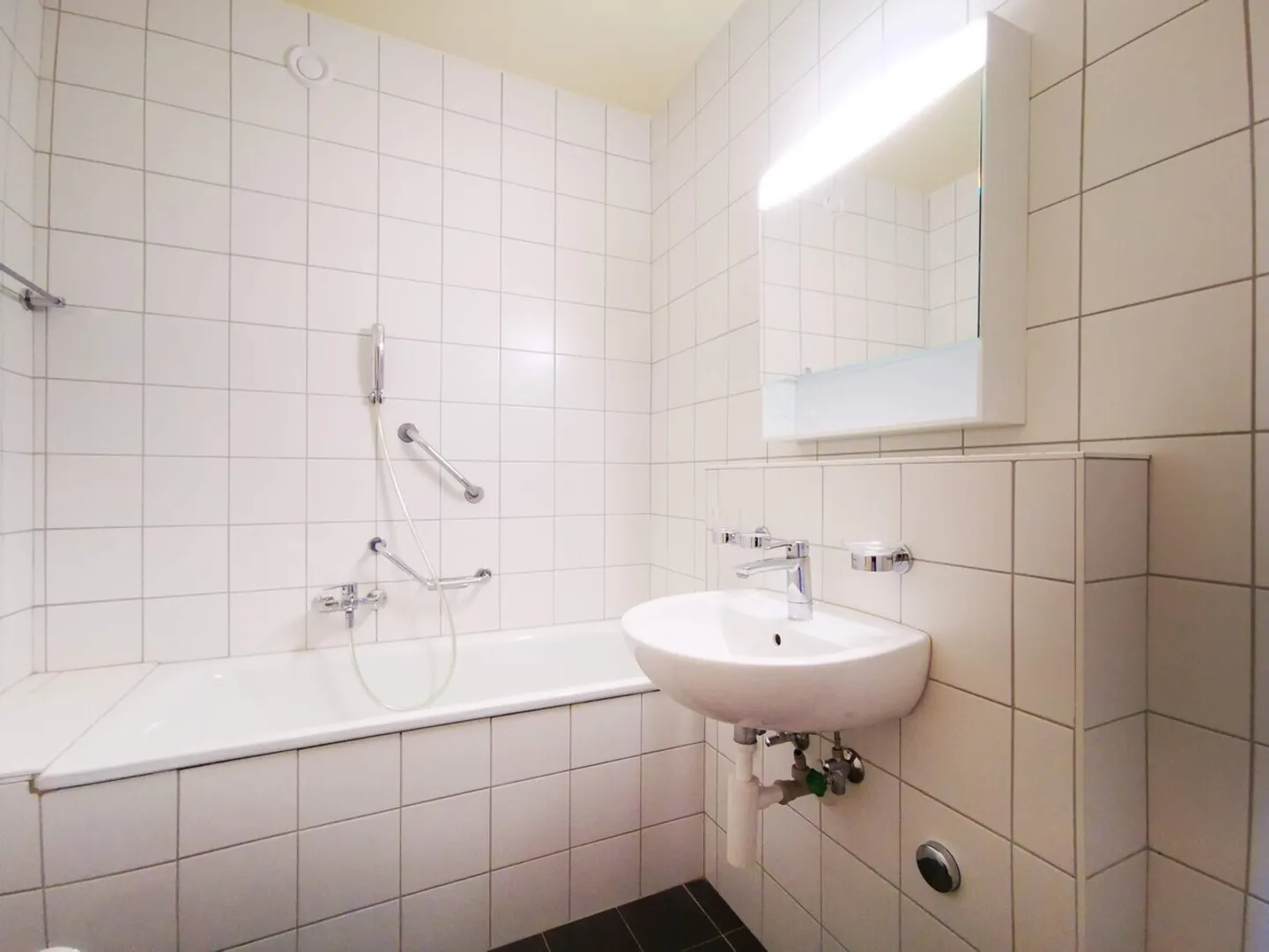 Appartement Charmant à Genève - Photo 2 sur 4