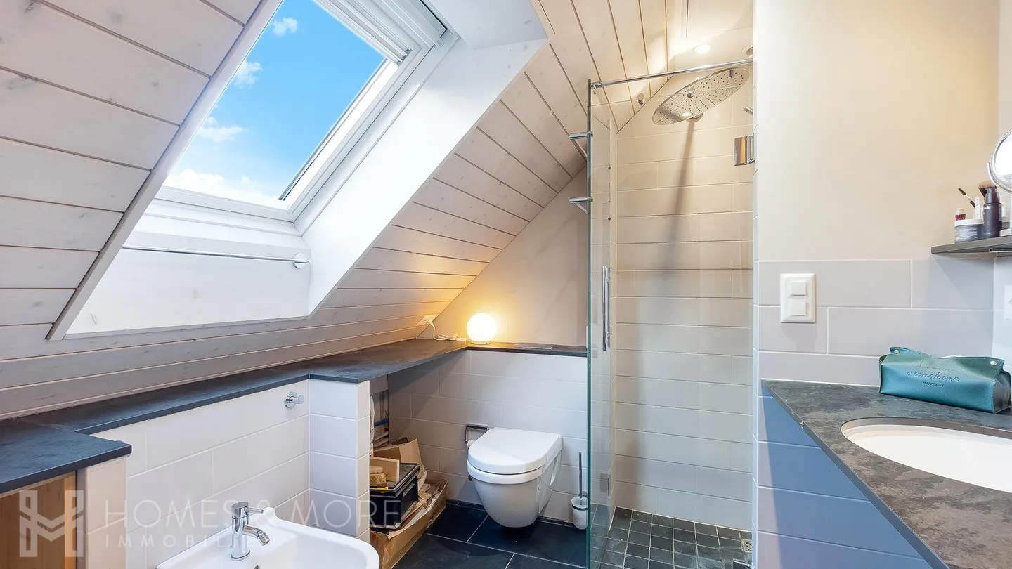 YOUR NEW HOME - MODERN, FAMILY-FRIENDLY AND QUIETLY LOCATED - Photo 10 of 14