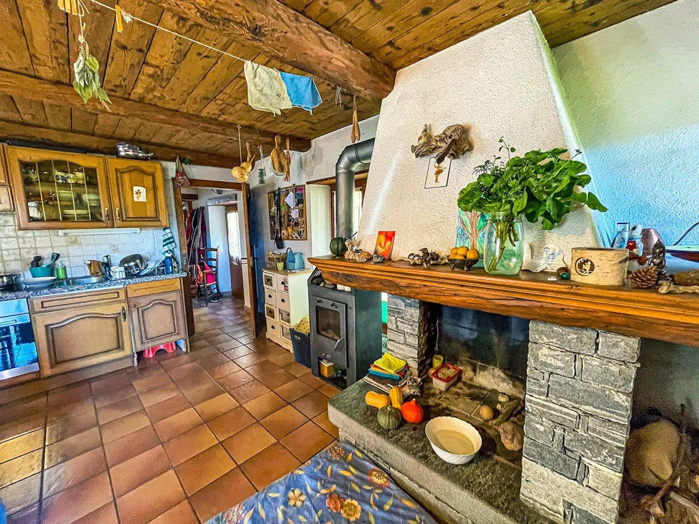 Casa Tipica Ticinese con giardino -  Typisches Tessiner Haus mit Garten - Foto 2 di 13