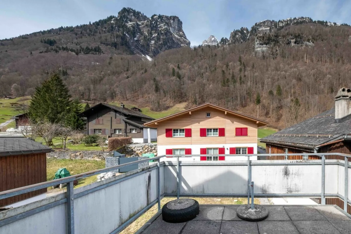 Maison individuelle semi-détachée de 6,5 pièces à Nidfurn GL - Photo 19 sur 20