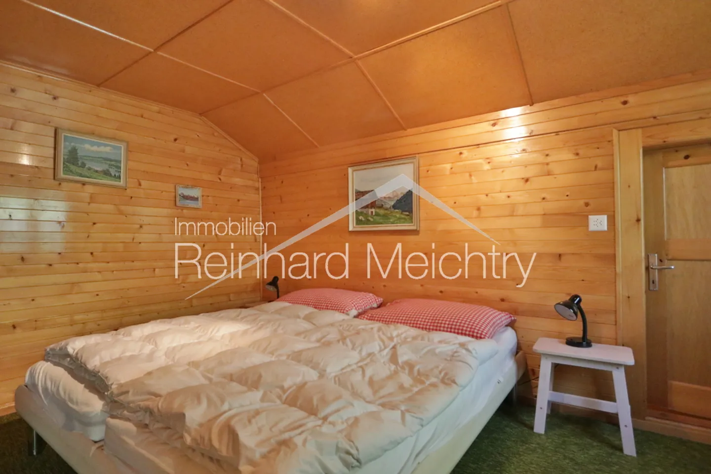 Maison résidentielle spacieuse avec beaucoup d'espace extérieur et une vue imprenable - Photo 28 sur 52