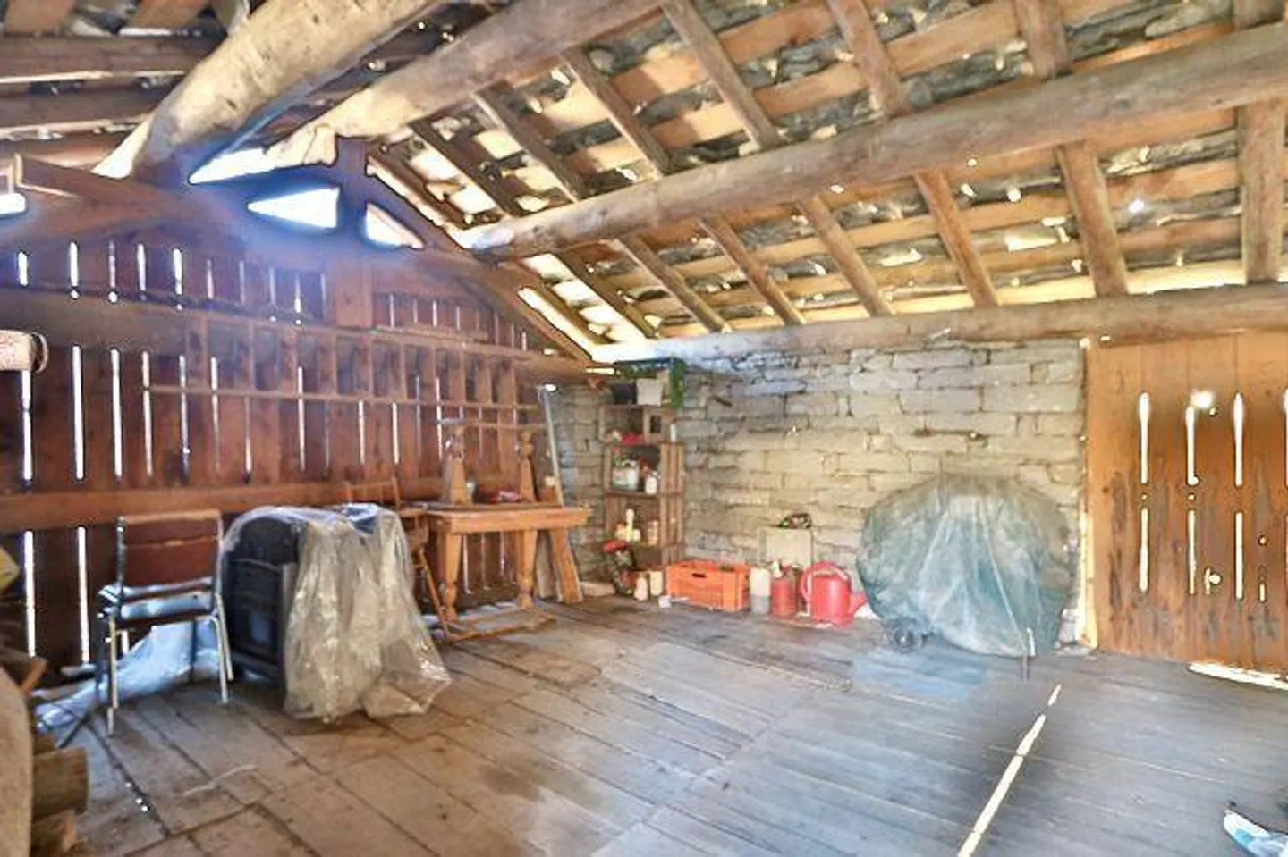 Maison de 3 pièces avec rustique à développer dans un emplacement très ensoleillé et calme avec vue - Photo 13 sur 30