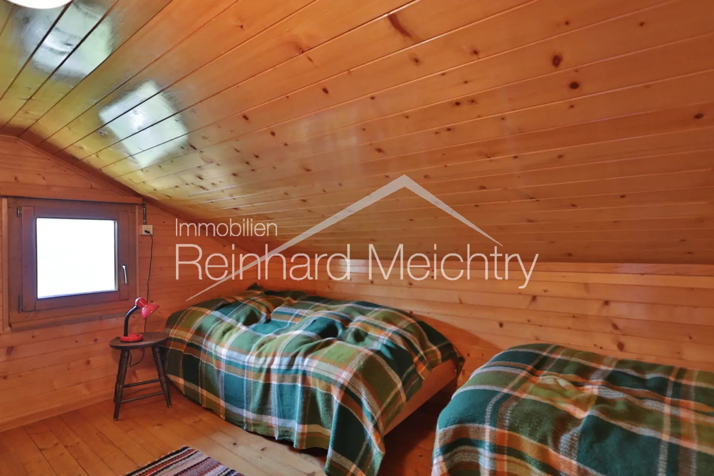 Maison résidentielle spacieuse avec beaucoup d'espace extérieur et une vue imprenable - Photo 33 sur 52