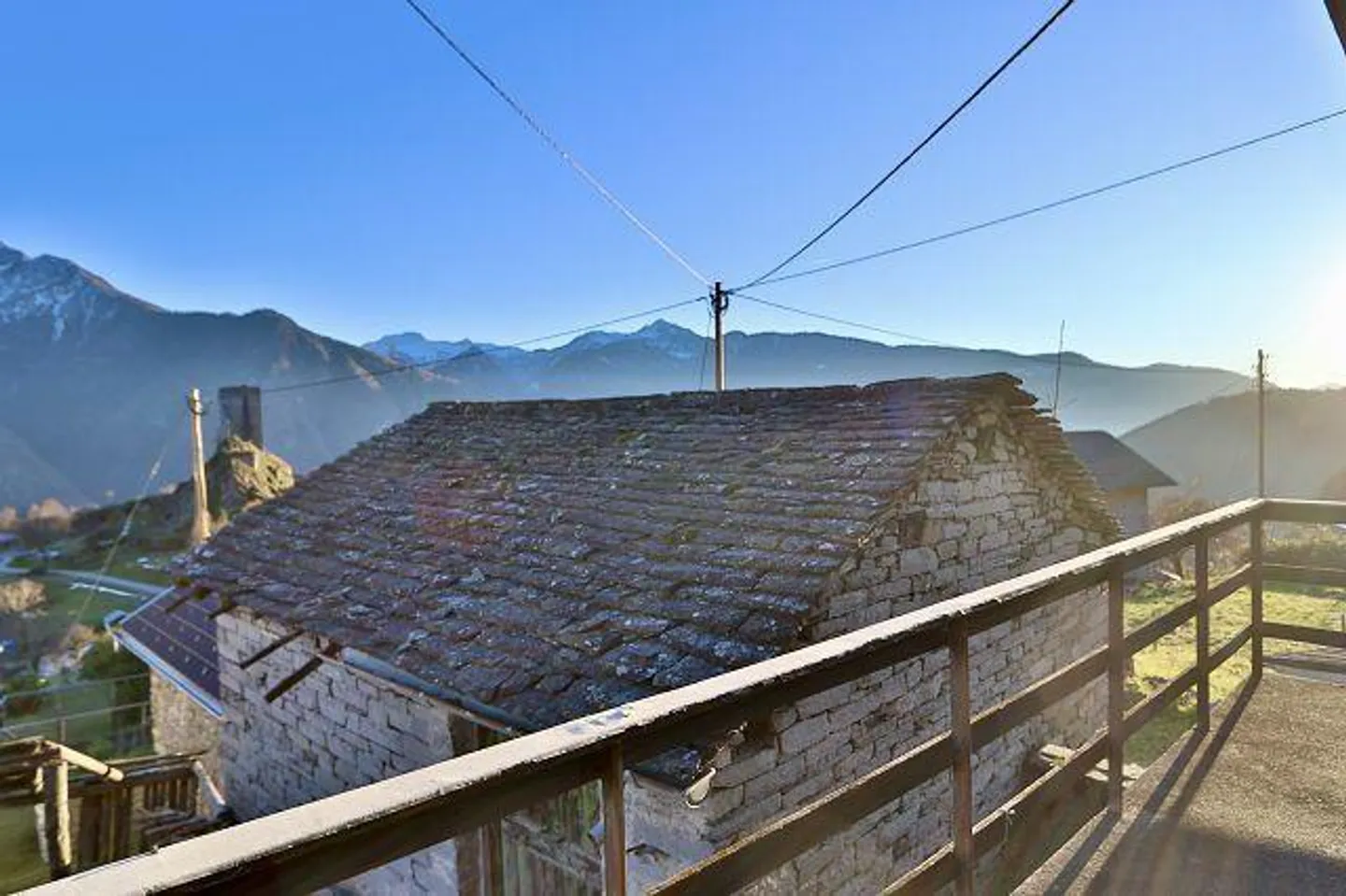 Maison de 3 pièces avec rustique à développer dans un emplacement très ensoleillé et calme avec vue - Photo 17 sur 30