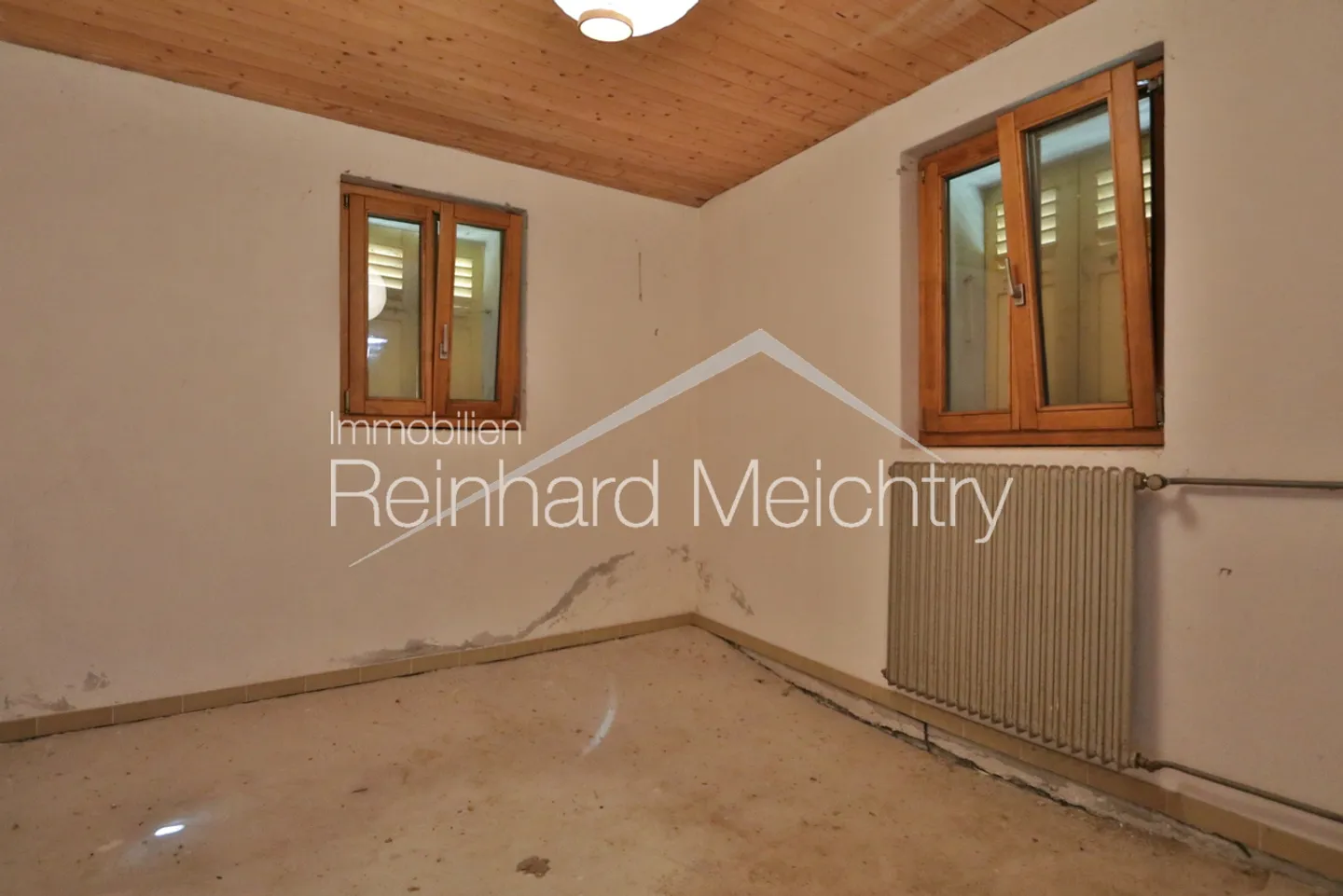 Maison résidentielle spacieuse avec beaucoup d'espace extérieur et une vue imprenable - Photo 39 sur 52