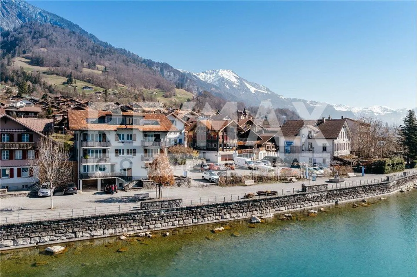 Negozio, ufficio o sala di pratica in affitto nella migliore posizione a Brienz - Foto 6 di 6