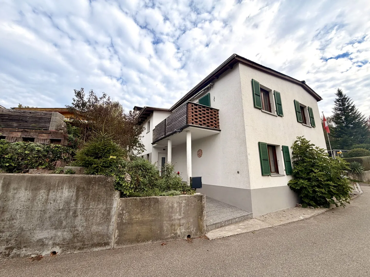 Casa unifamiliare ristrutturata con stile e comfort moderno! - Foto 11 di 13