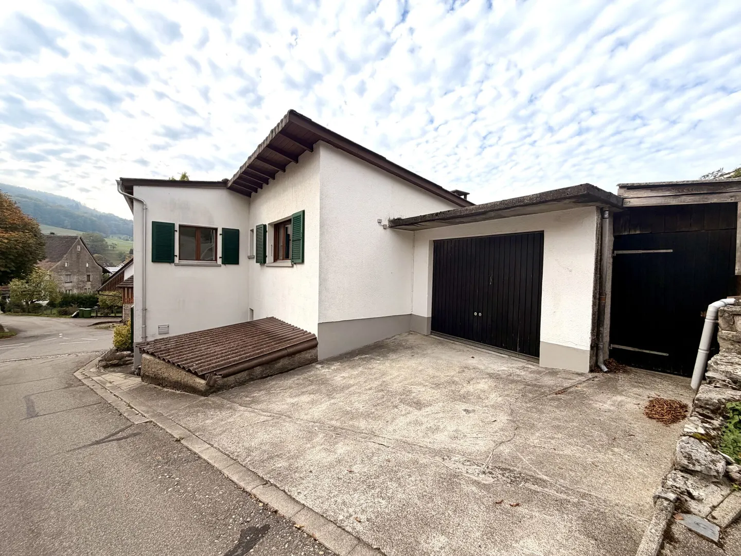 Casa unifamiliare ristrutturata con stile e comfort moderno! - Foto 12 di 13