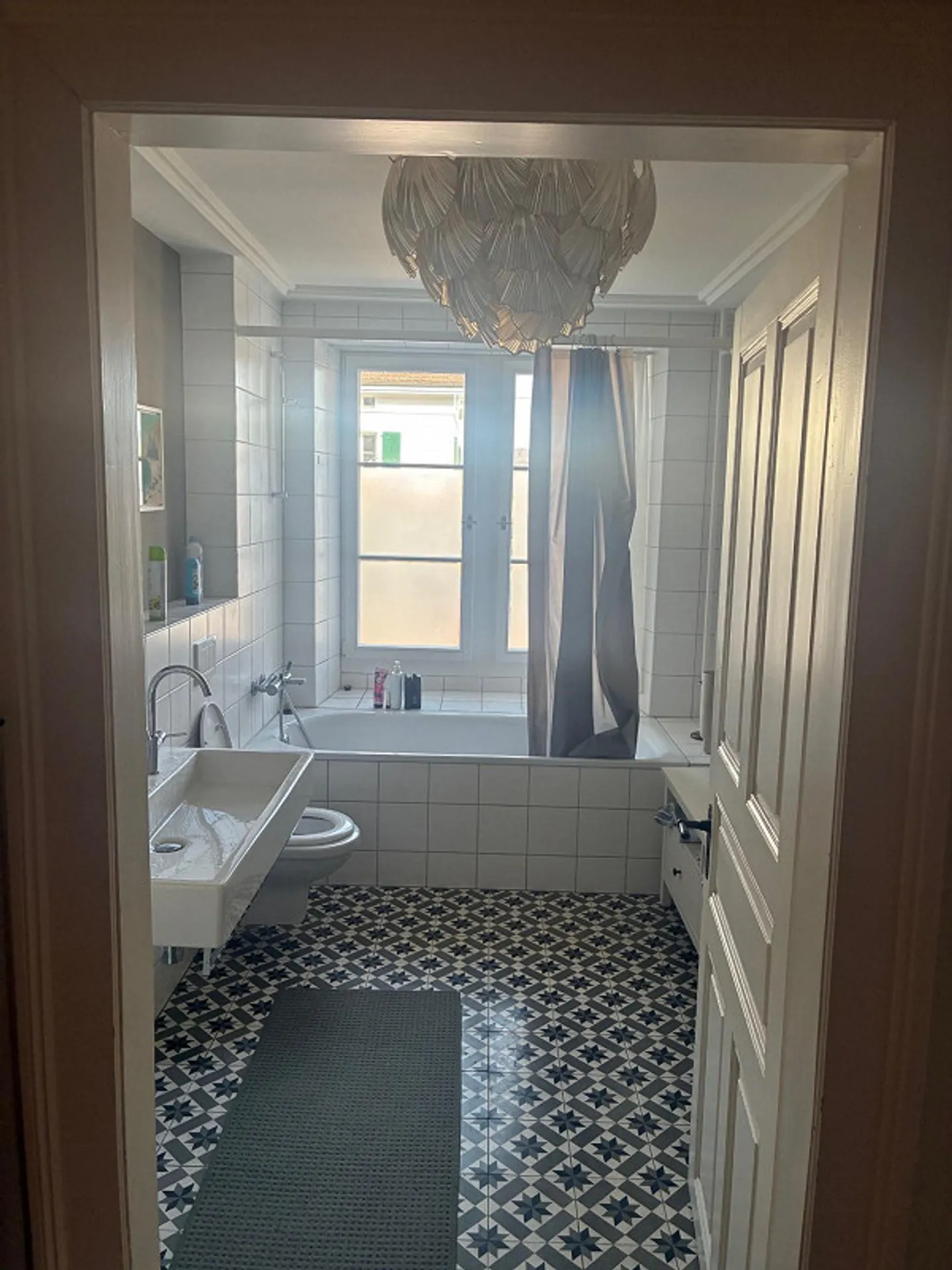 Beautiful 4.5-room old apartment in Rüschlikon – Sublease from 01.08.26 - Photo 4 of 8