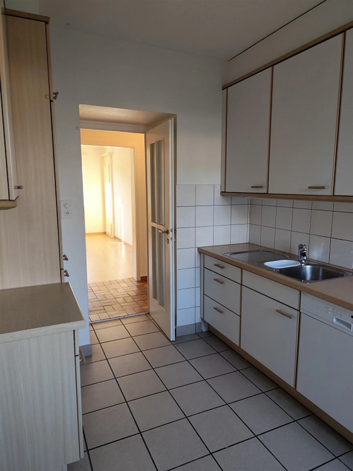 MIETEN OHNE KAUTION - Wohnung mit Sitzplatz - Foto 3 von 9