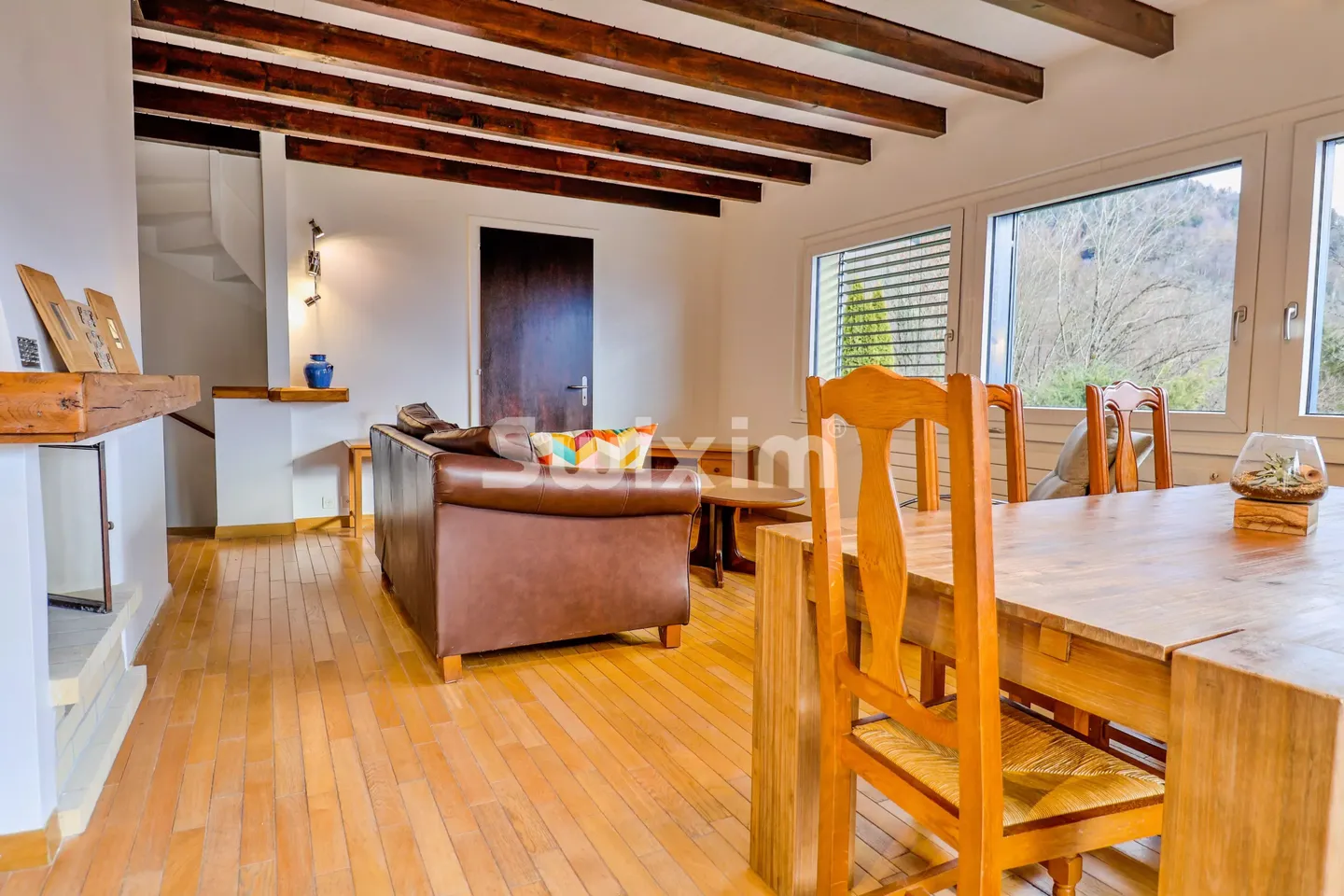 Villa ristrutturata con giardino - Foto 3 di 7