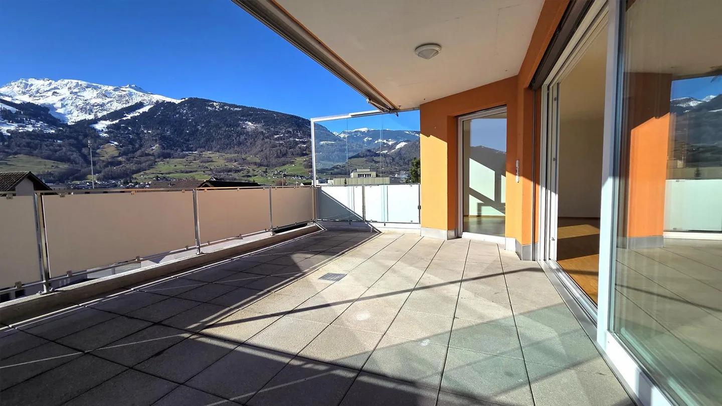 Here live only kings - 4½-room penthouse apartment with the best panoramic view in the best location - Photo 3 of 18