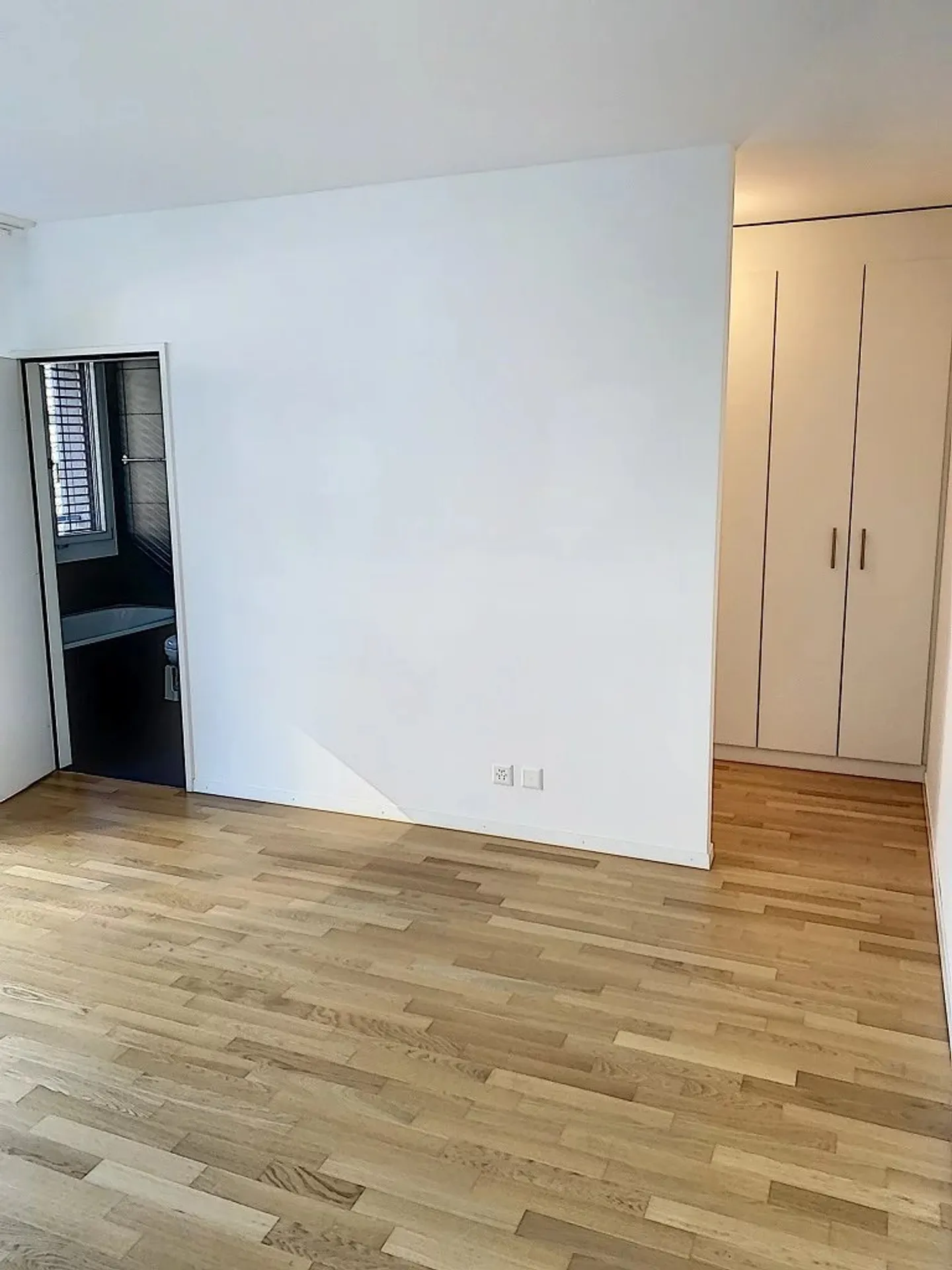 Appartement spacieux avec jardin - Photo 2 sur 11