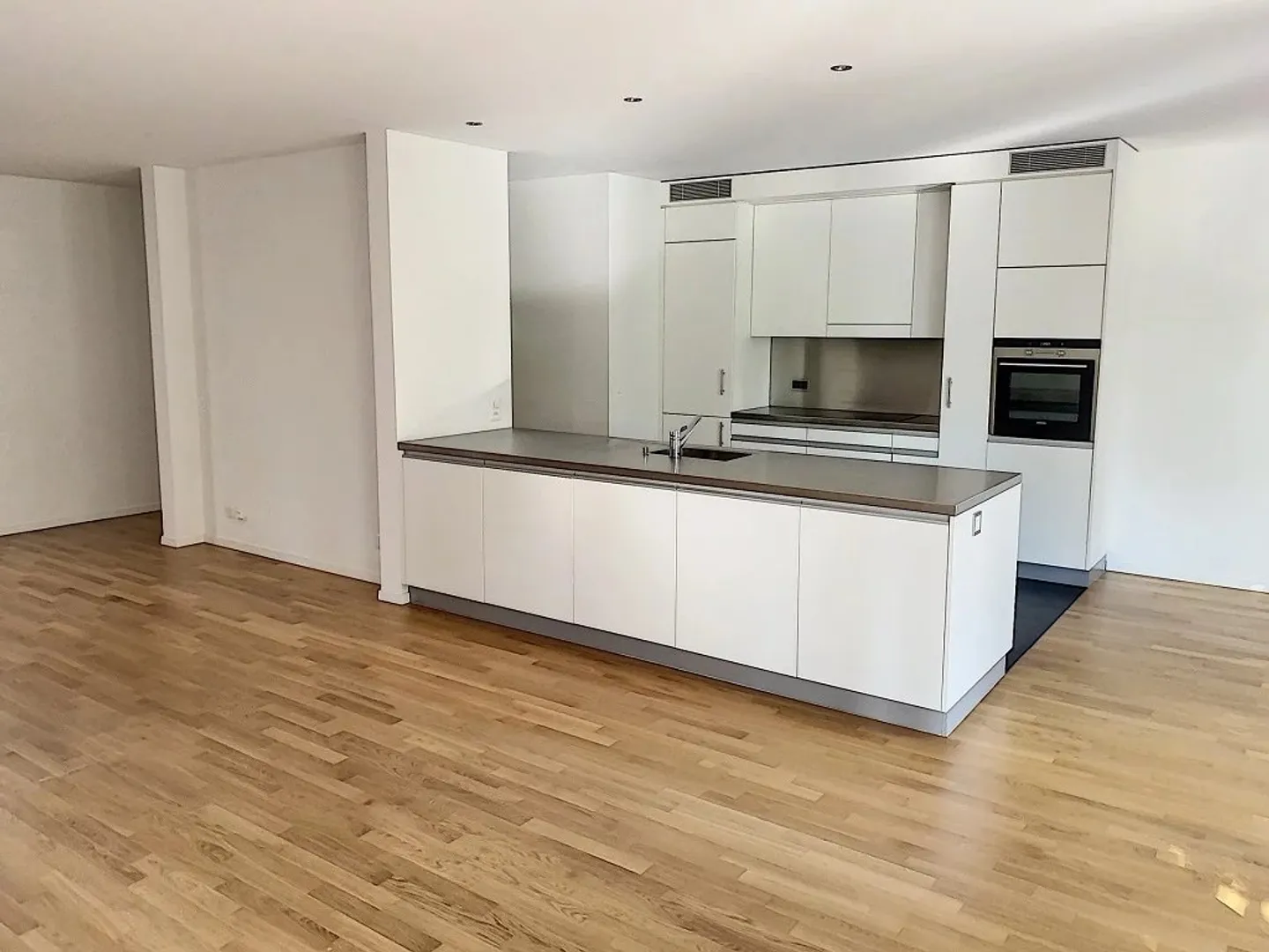 Appartement spacieux avec jardin - Photo 11 sur 11