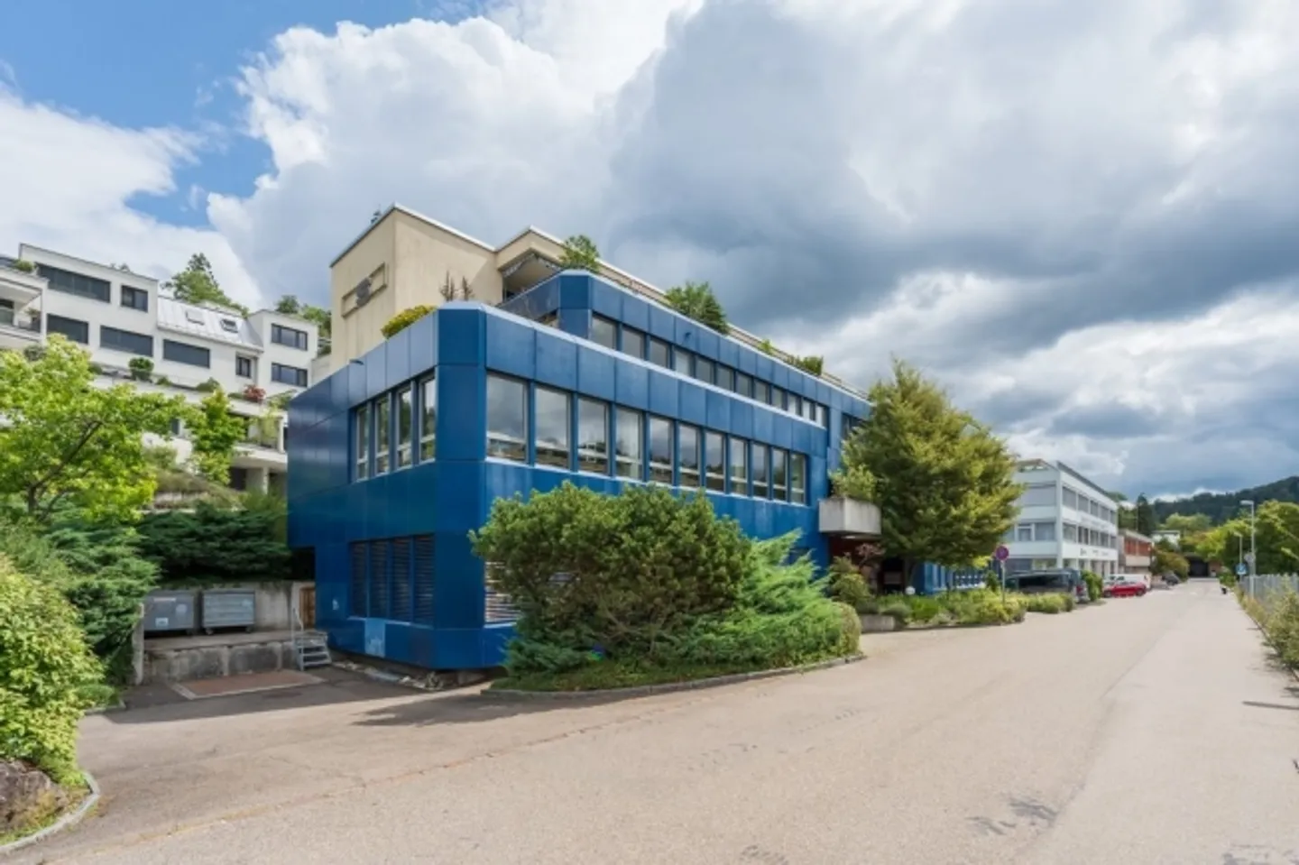 Bureaux spacieux avec de nombreuses possibilités d'utilisation ! - Photo 1 sur 10