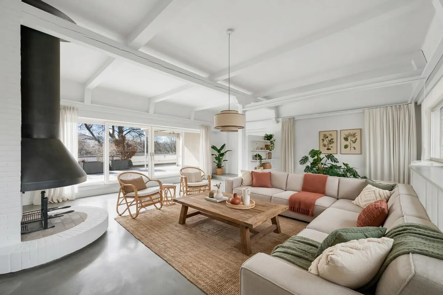 Winterthur: high above the city - spacious with potential - Photo 5 of 7