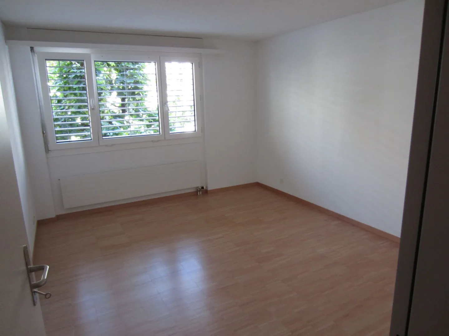 Large 3.5-room apartment in a central location - Photo 4 of 8