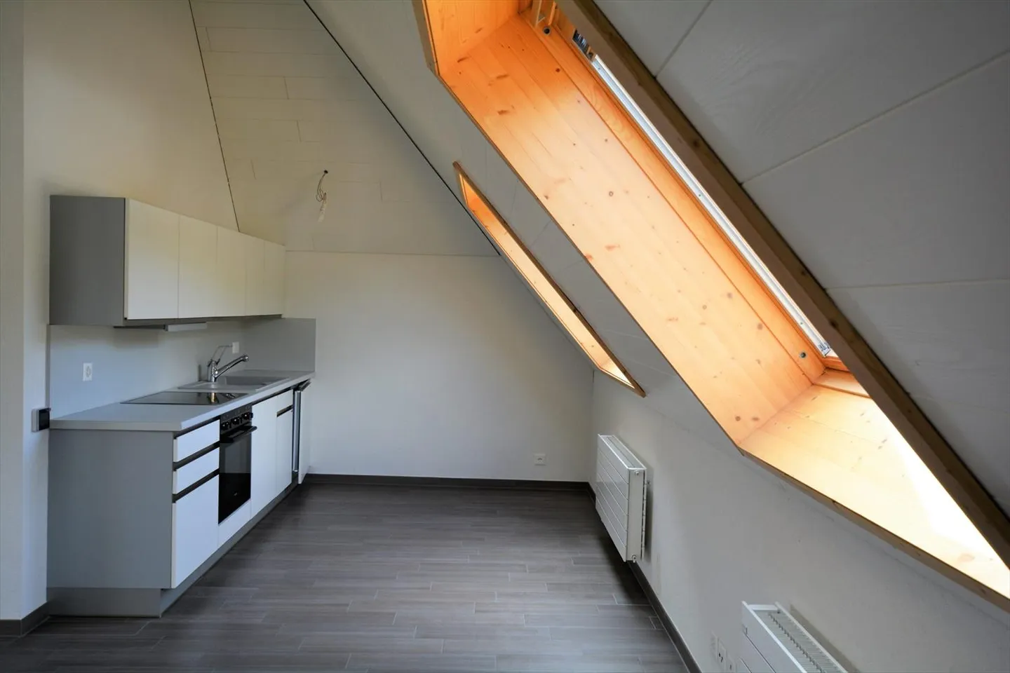 Studio 1 room - Photo 2 of 9
