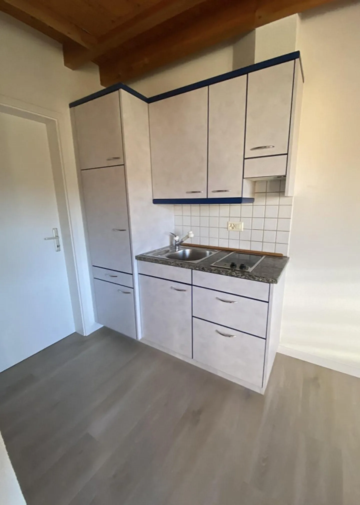 Renovierte Wohnung - Foto 2 von 3