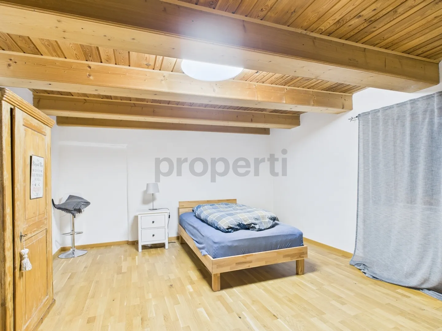 Charmante 4.5-Zimmer-Maisonette-Wohnung im historischen Zehntenhaus  Wo Geschichte auf modernen Wohnkomfort trifft - Foto 7 von 13