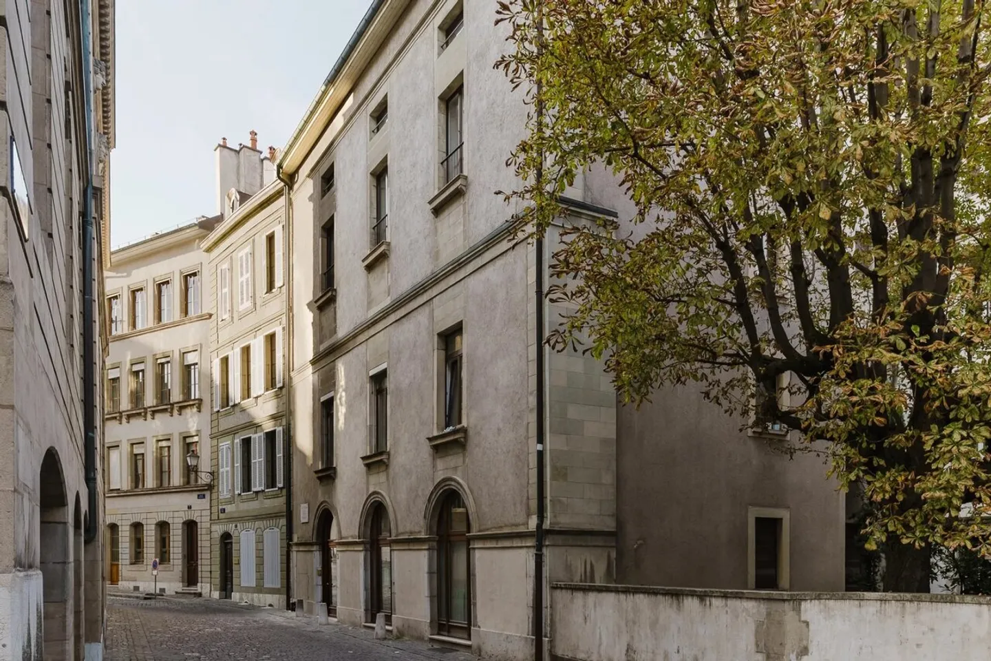 5-room apartment with lake and Cathedral view - Photo 11 of 12