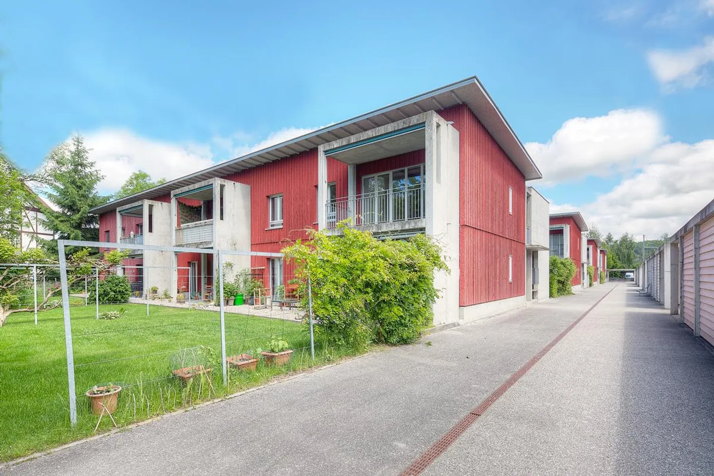 Helle Wohnung in idyllischer Lage - Foto 1 von 5