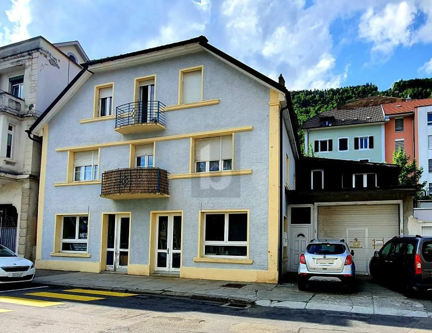 Edificio misto a St-Imier - Foto 1 di 6