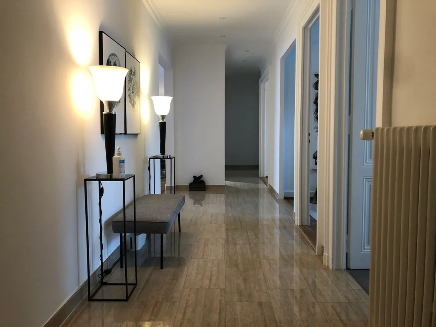 Apartment for rent - Photo 2 of 11