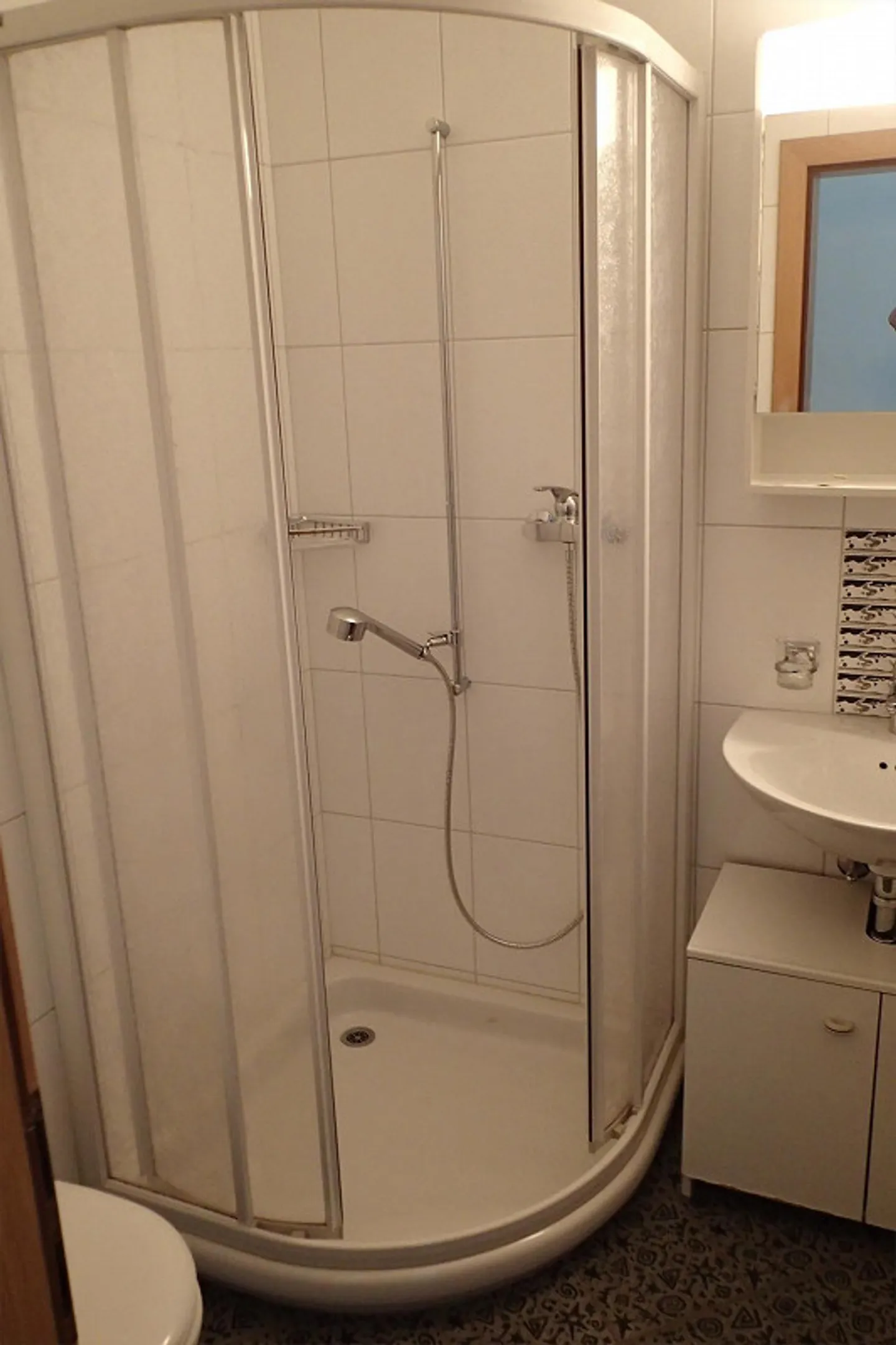 möblierte Wohnung zu vermieten - Foto 3 von 6