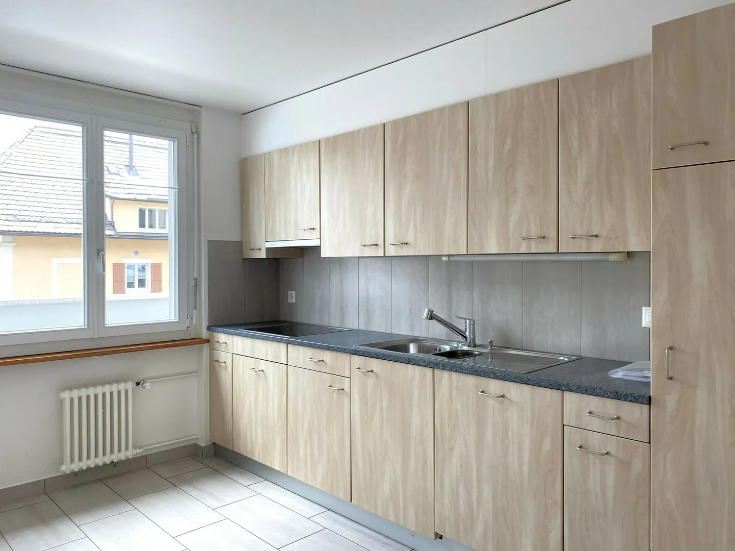 Schöne 3-Zimmer-Wohnung im 1. Stock mit Aufzug - Foto 1 von 7