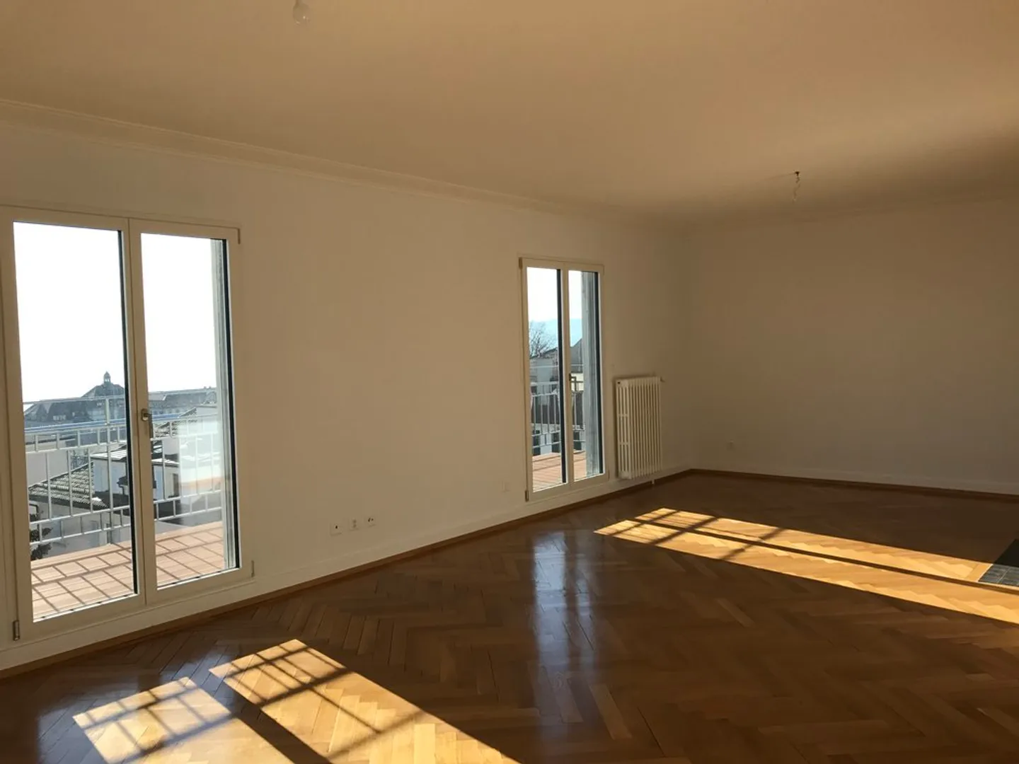 Apartment for rent - Photo 3 of 11