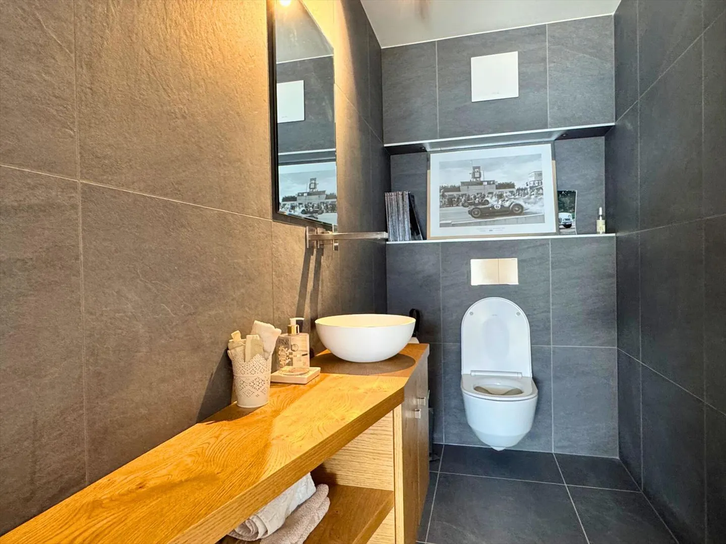 Magnificent luxury apartment with a breathtaking view - Photo 7 of 13