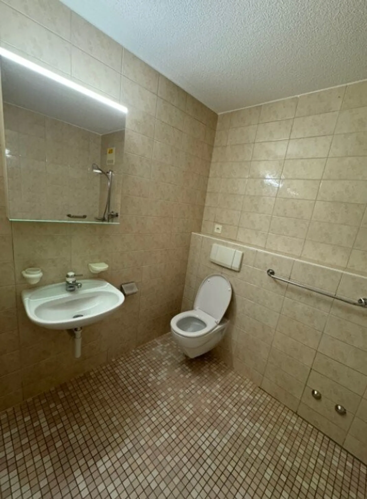 Bienvenue dans votre nouveau chez-vous - Photo 8 sur 11