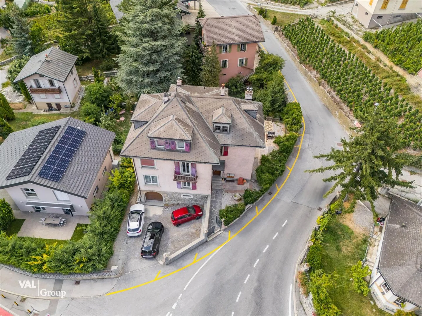 Appartamento 8 stanze - Foto 1 di 10