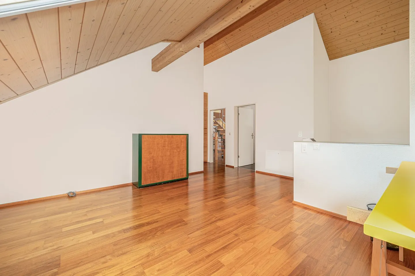 Modernes Doppelhaus mit Wellnessoase - Foto 12 von 18