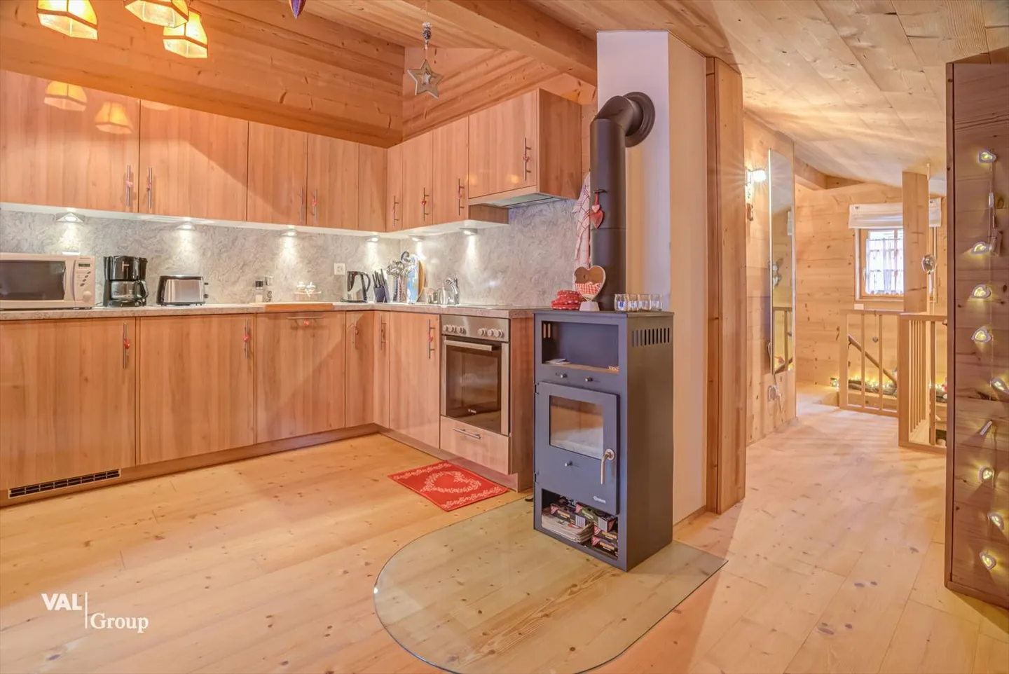 Appartamento Incantevole in Stile di Casa di Campagna Moderna - Foto 5 di 13