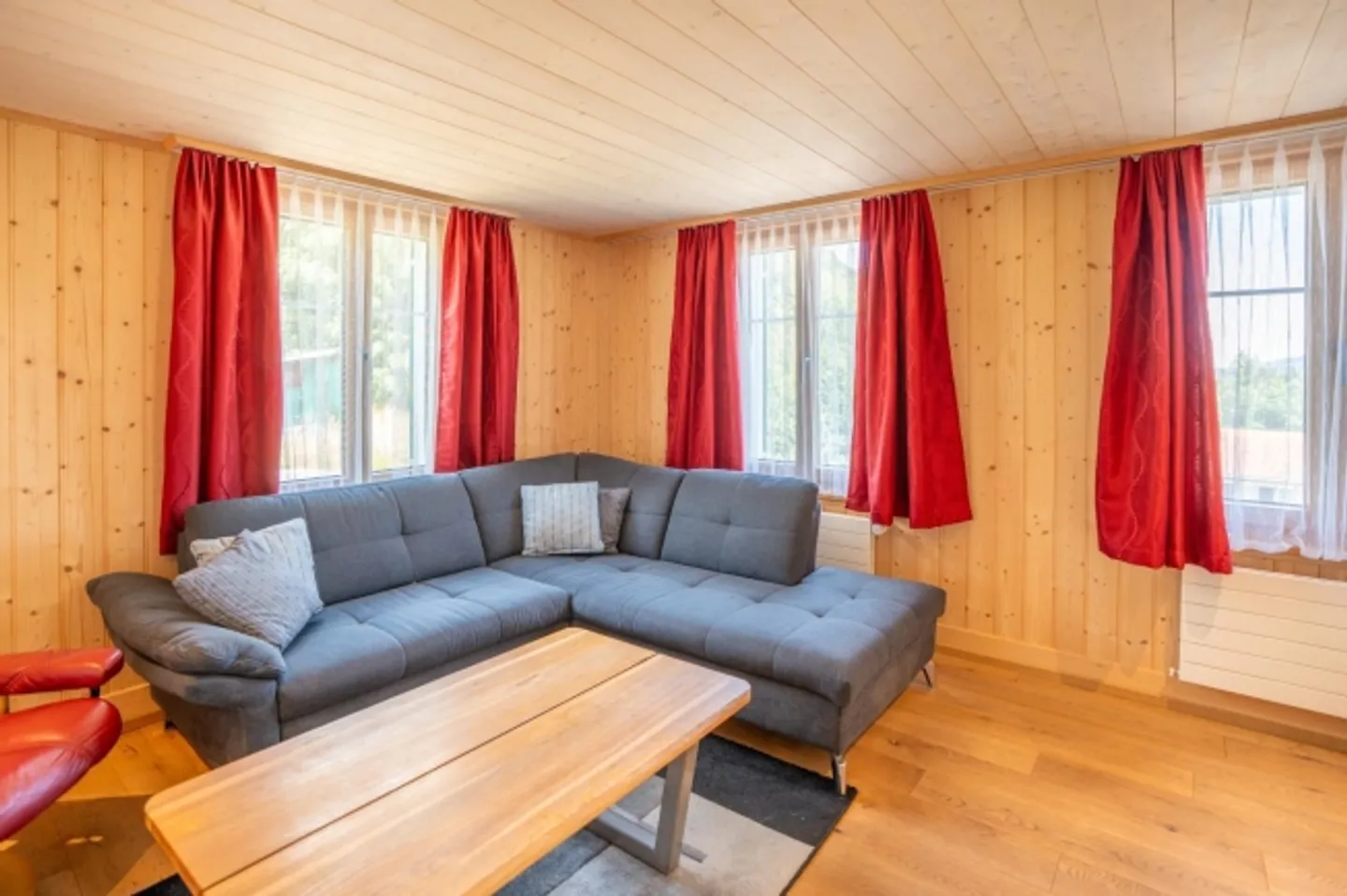 «Charmantes Wohnhaus im Grünen» - Foto 6 von 11