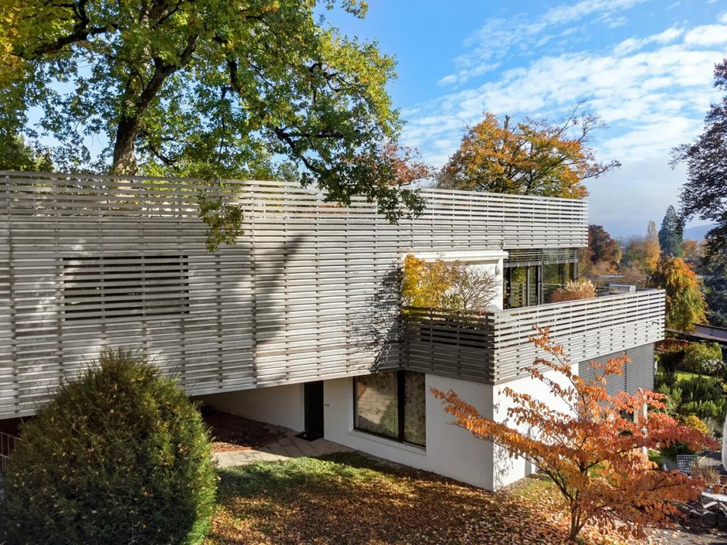 Dream apartment in private park near Schaffhausen old town - Photo 1 of 15
