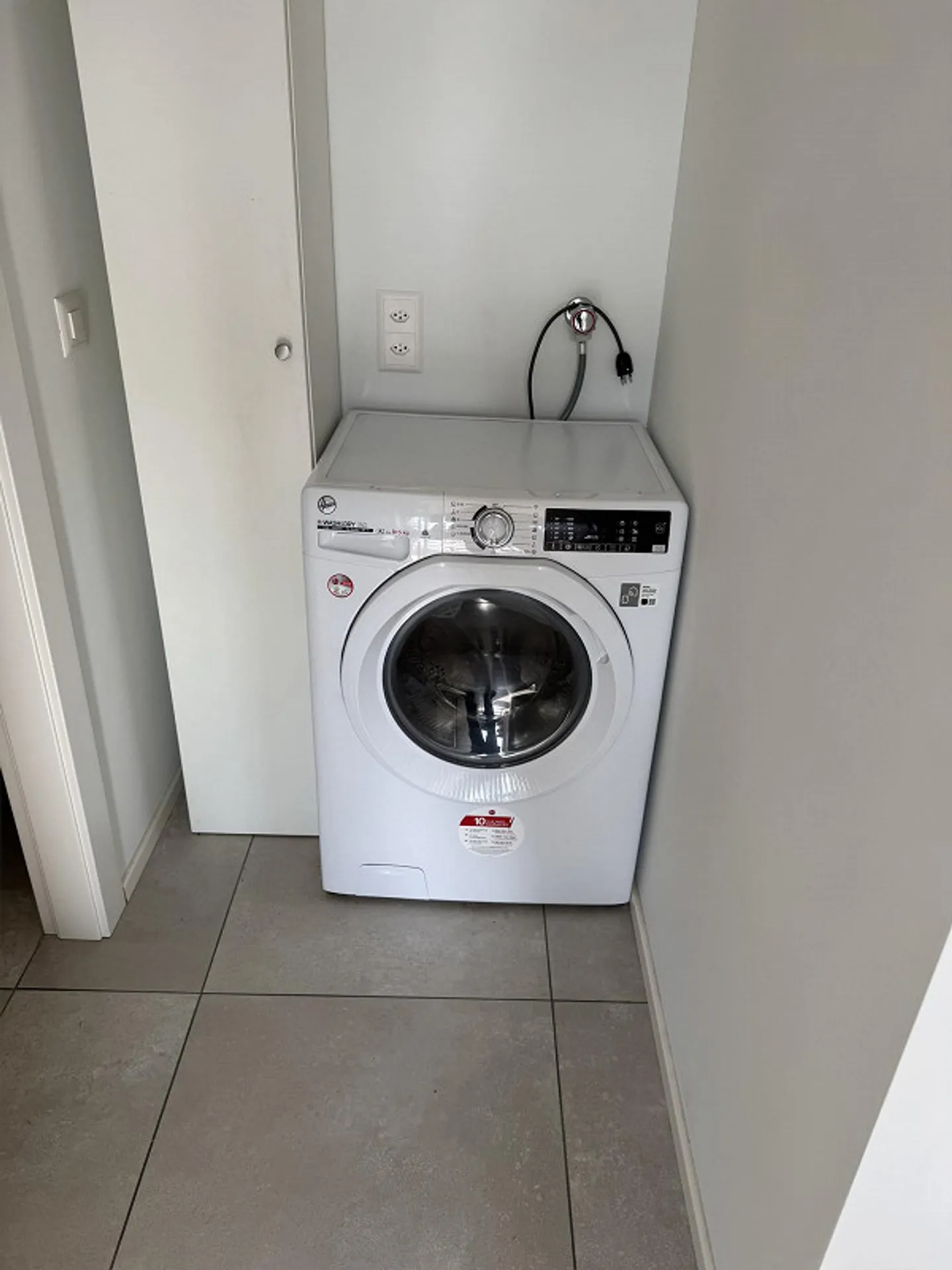 Vacallo – Elegante moderne Wohnung mit Terrasse und neuer Einrichtung - Foto 8 von 13