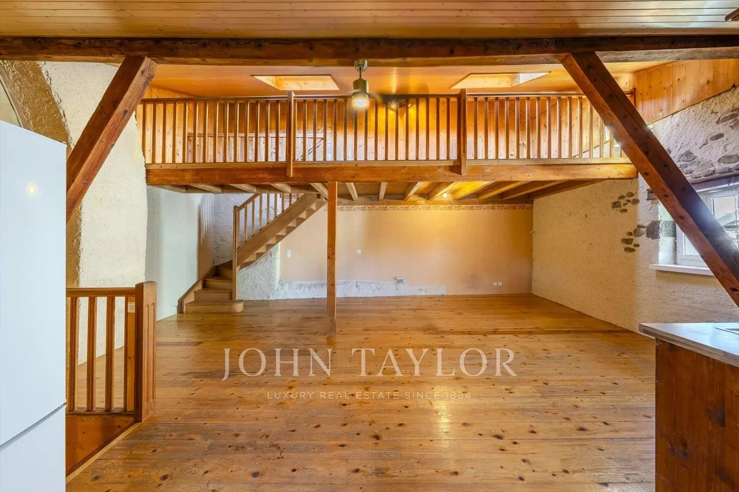 Casa 10 stanze - Foto 6 di 7