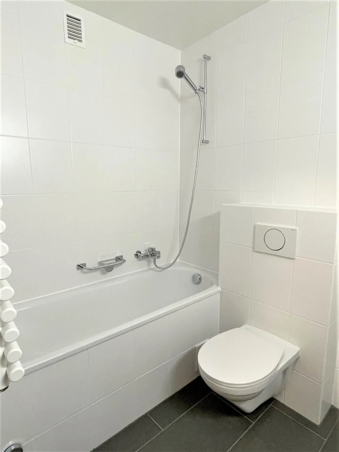 In der Nähe von internationalen Organisationen - Photo 4 sur 8