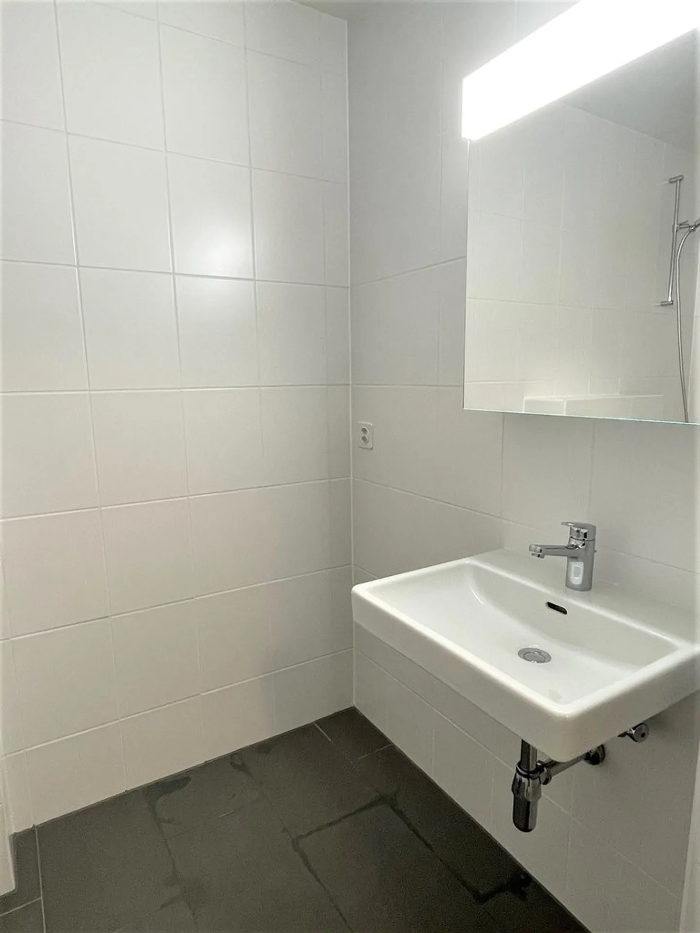 In der Nähe von internationalen Organisationen - Photo 5 sur 8