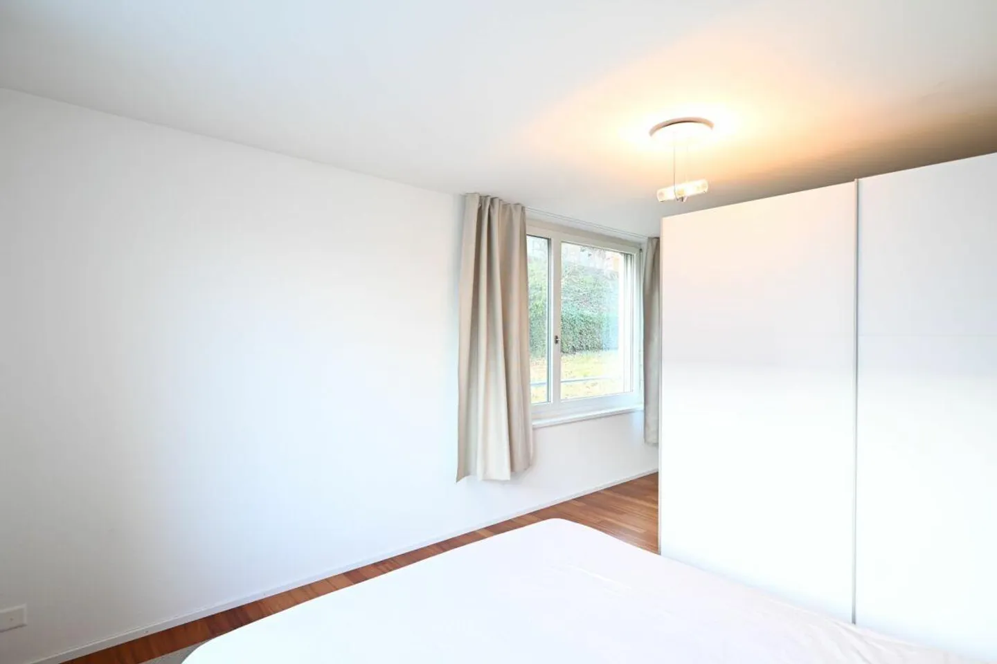 Appartement lumineux de 3,5 pièces avec loggia et vue panoramique - Photo 8 sur 13