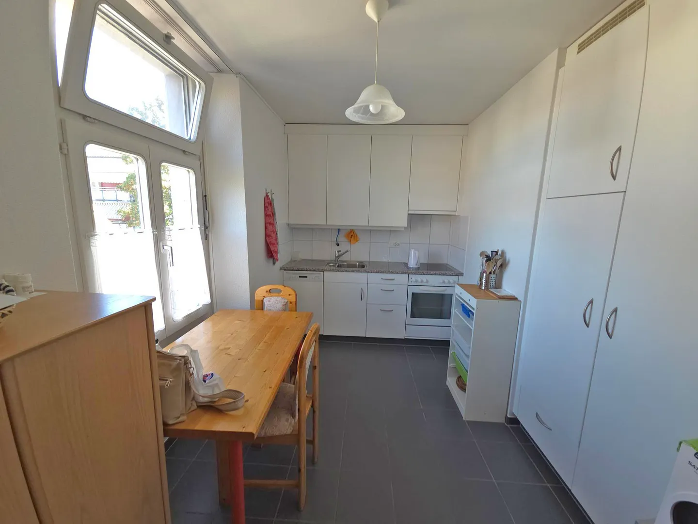 Spacious Apartment with Balcony - Photo 3 of 11