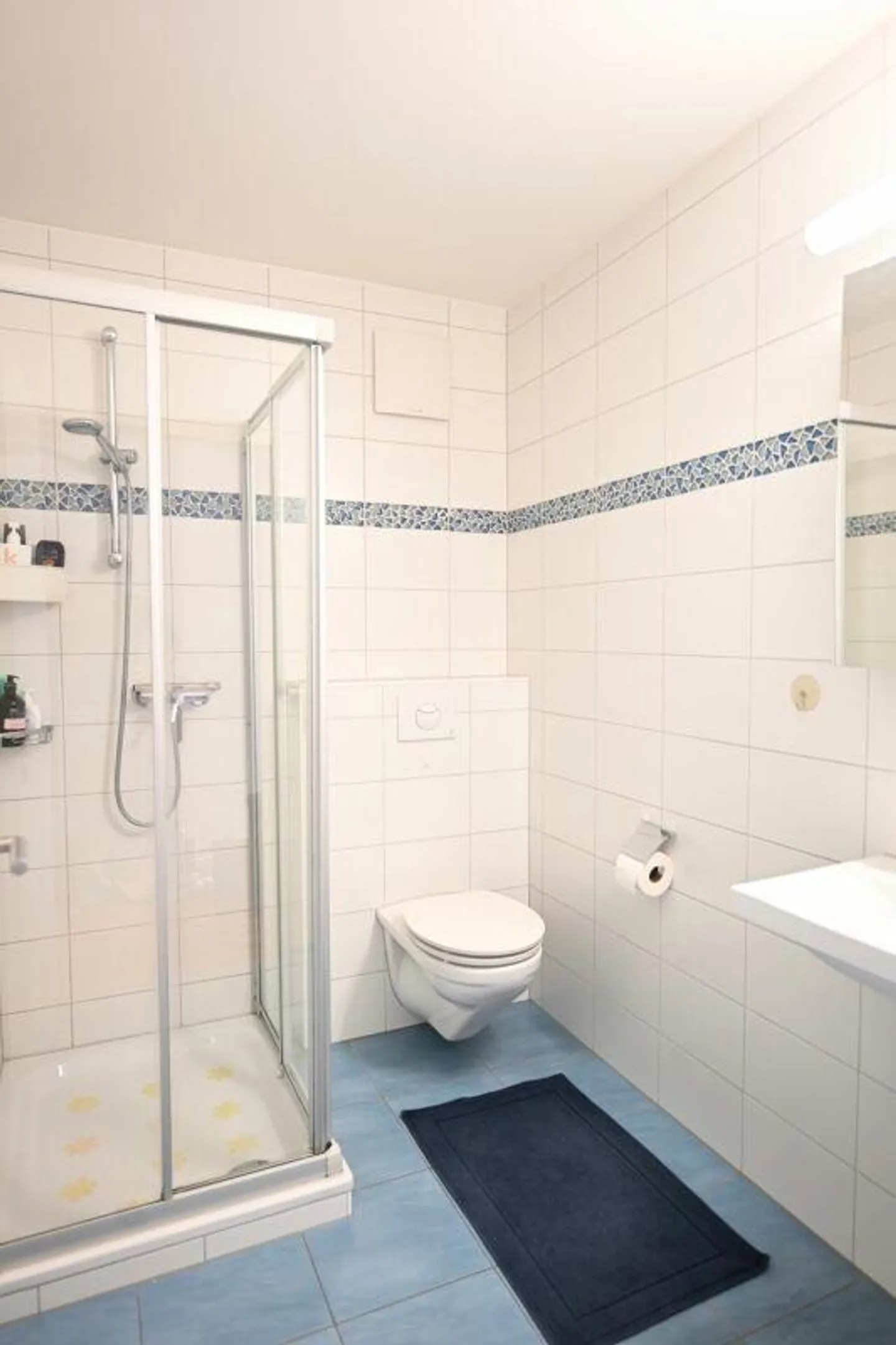 Appartement lumineux de 3,5 pièces avec loggia et vue panoramique - Photo 12 sur 13