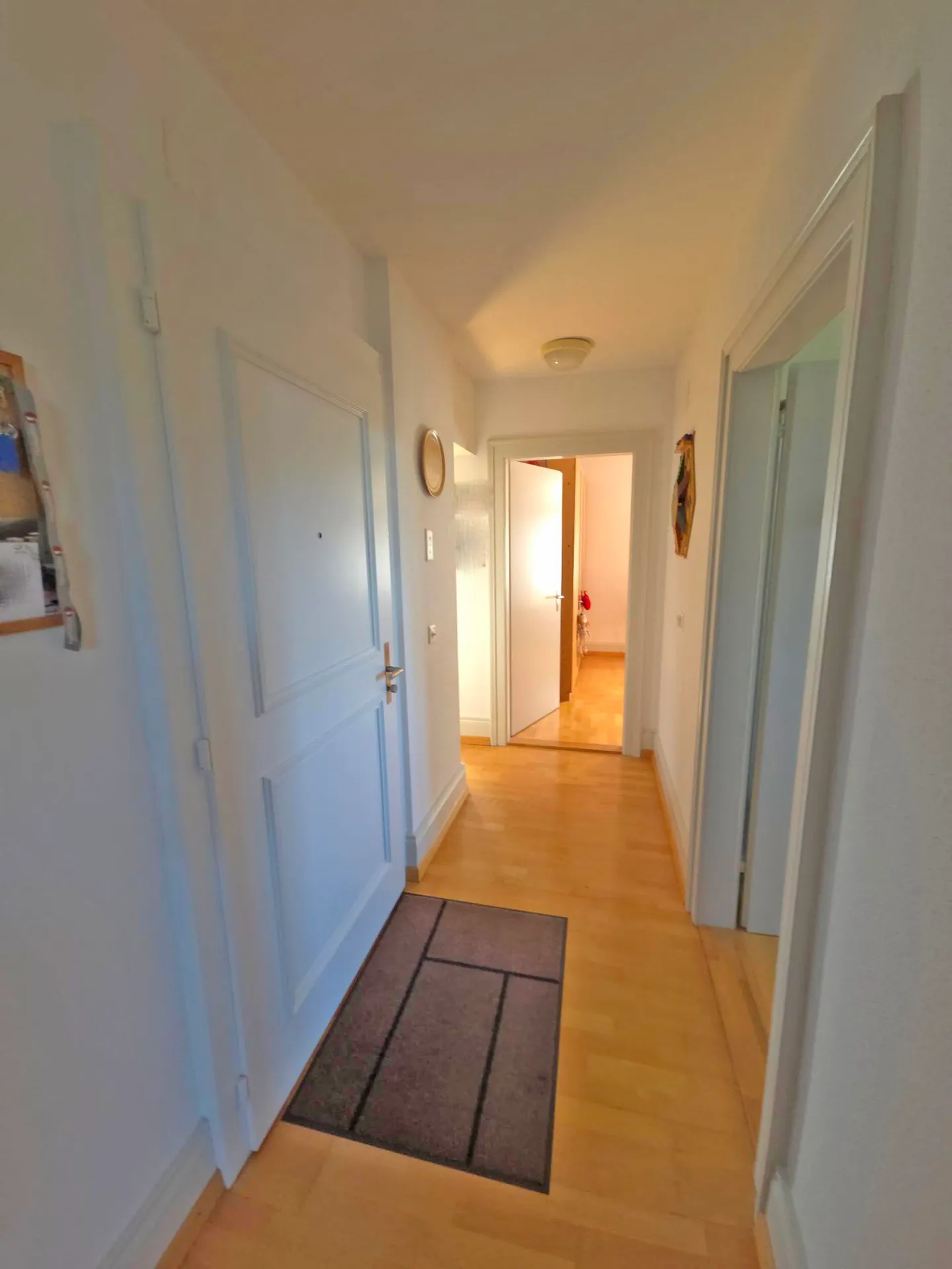 Spacious Apartment with Balcony - Photo 7 of 11