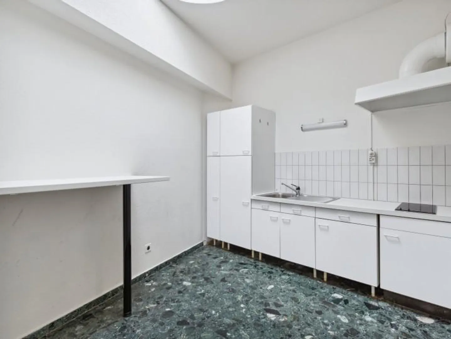 Spacious Office Space in Sécheron - Photo 5 of 13